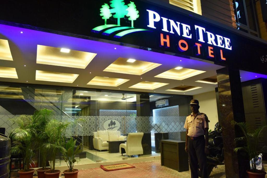 Pine Tree Boutique Hotel Ченай Екстериор снимка