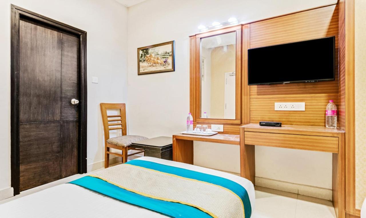 Pine Tree Boutique Hotel Ченай Екстериор снимка
