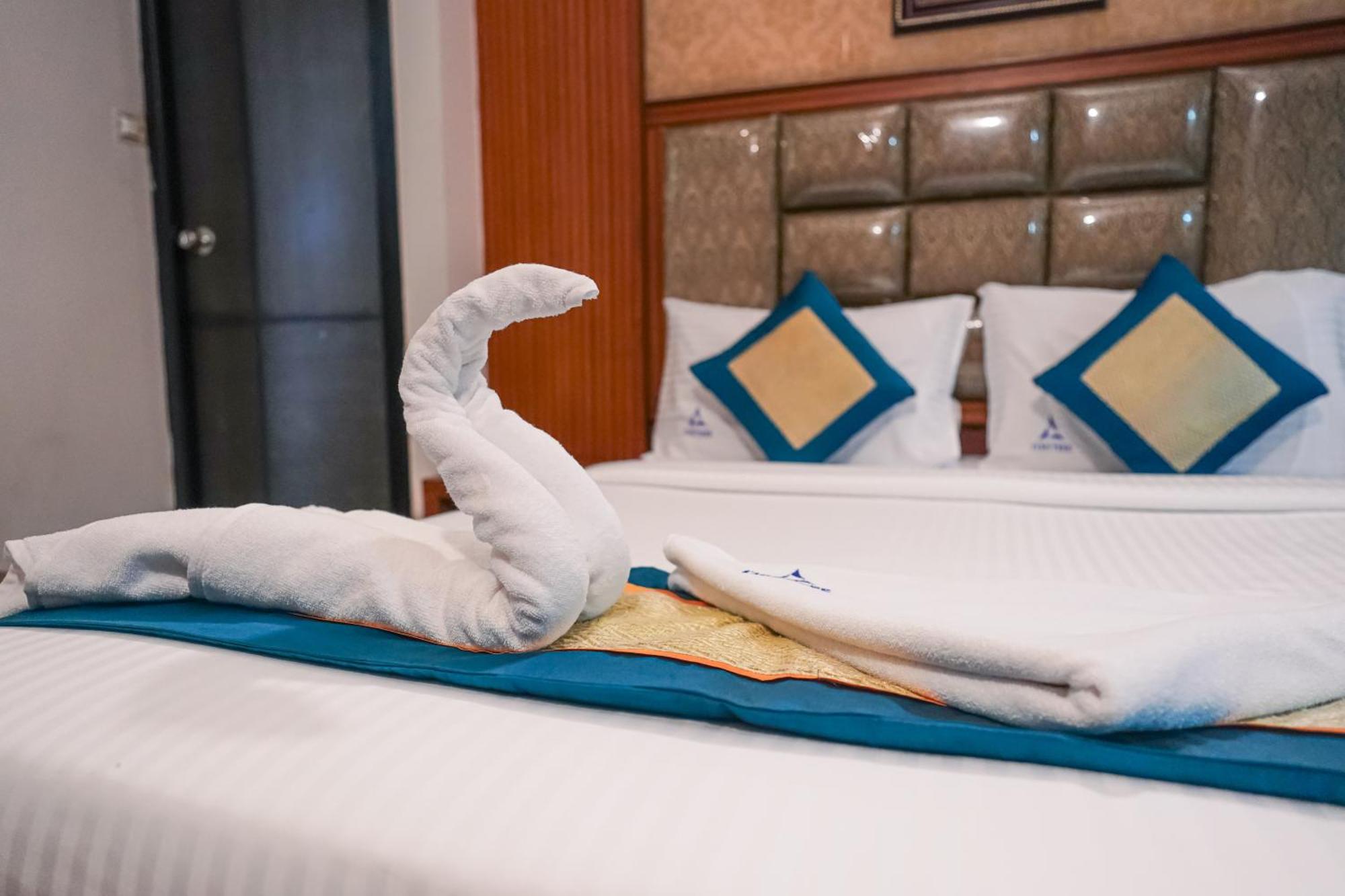 Pine Tree Boutique Hotel Ченай Екстериор снимка