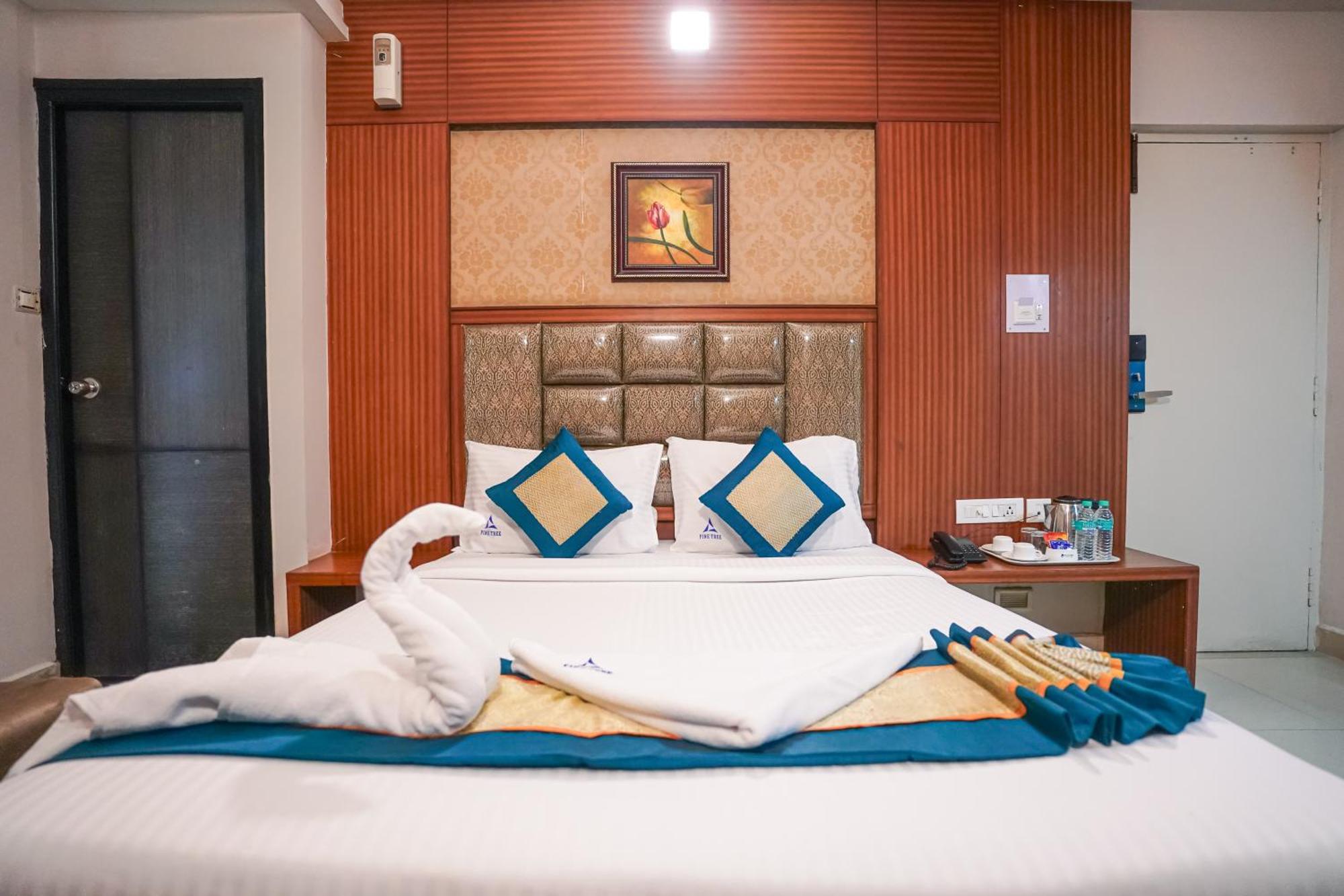 Pine Tree Boutique Hotel Ченай Екстериор снимка